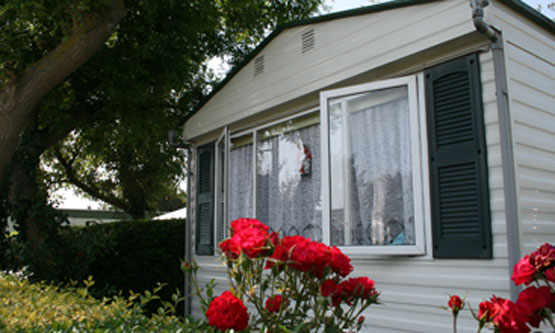 petit-slide-contact-2