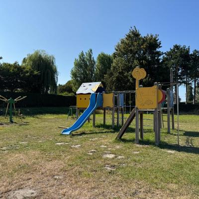 Aire De Jeux Camping Residentiel Ma Campagne